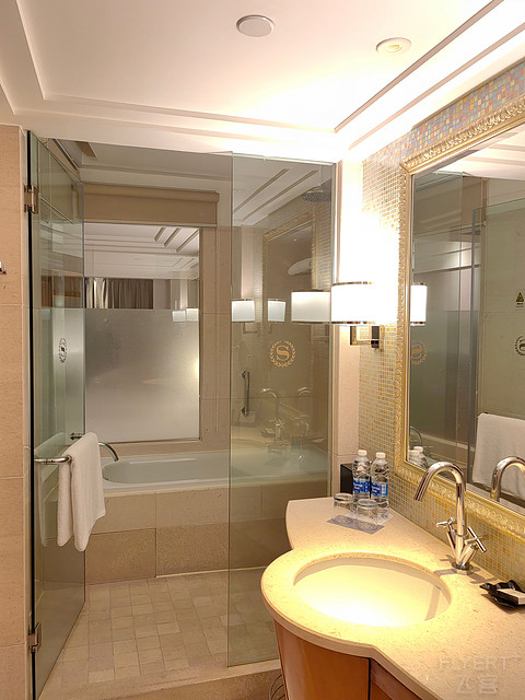 鹭江霞落熔金处，明珠千斛缀星图@Sheraton Xiamen Hotel