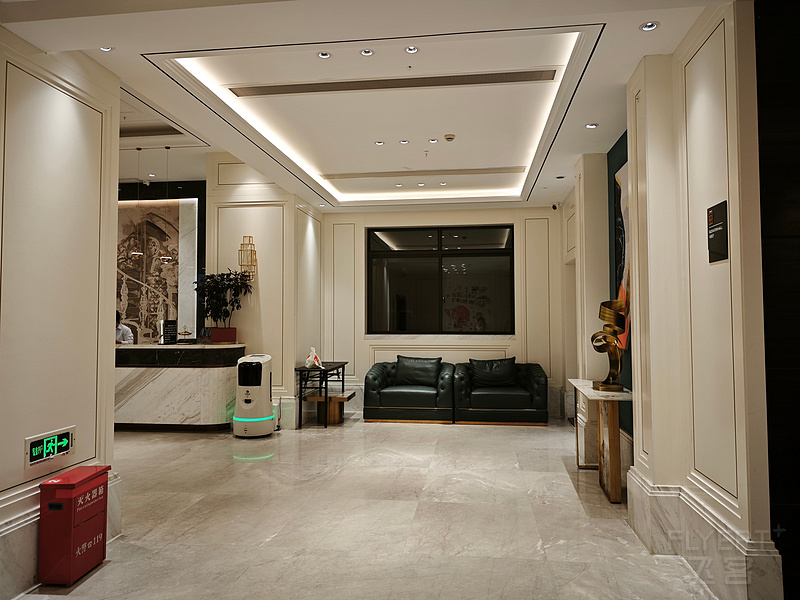 231243rIGaiCbp5G44cs6V.jpg