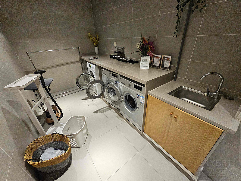 1551560vAHUTybKrK8Wik8.jpg