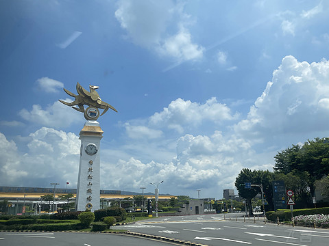 虹桥T1 休息室V01 | 上海SHA-台北松山TSA | 上航B738 两岸航线