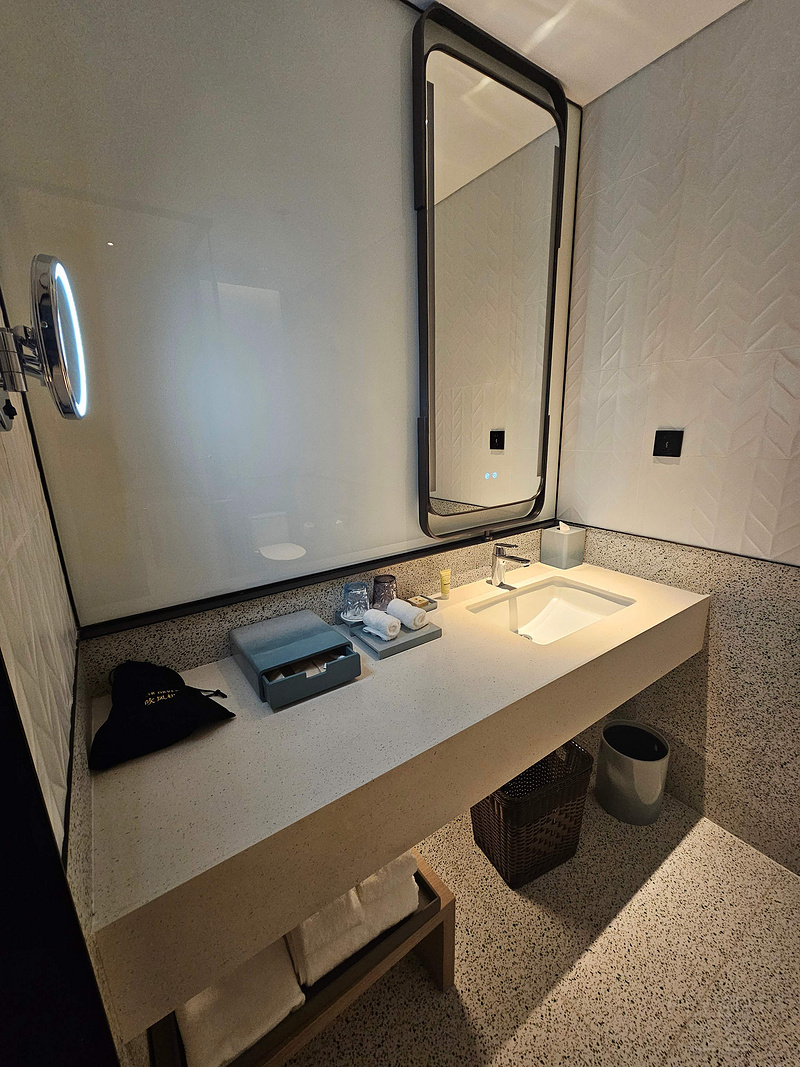 170919Qh2o8H2KDdF0bSTf.jpg