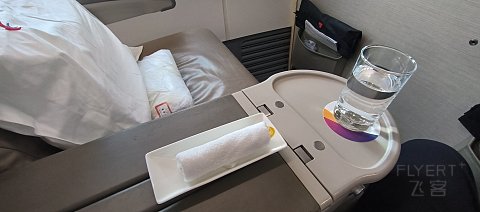 87【TAO喜提延误调时 偶遇盲盒乘务长和熟悉2号】MU2518公务舱报告
