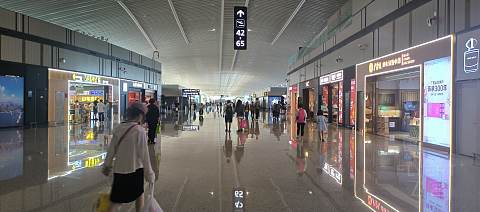 87【TAO喜提延误调时 偶遇盲盒乘务长和熟悉2号】MU2518公务舱报告