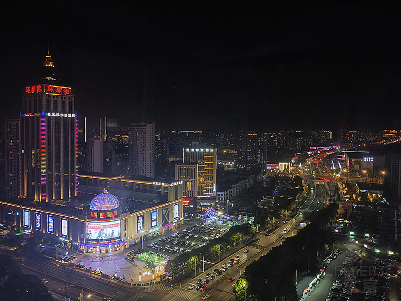 135118CTh2UX2qRo90BfJb.jpg