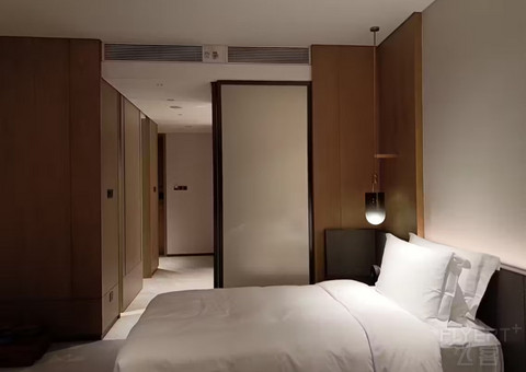 大山白酒店体验—佛山保利东平洲际