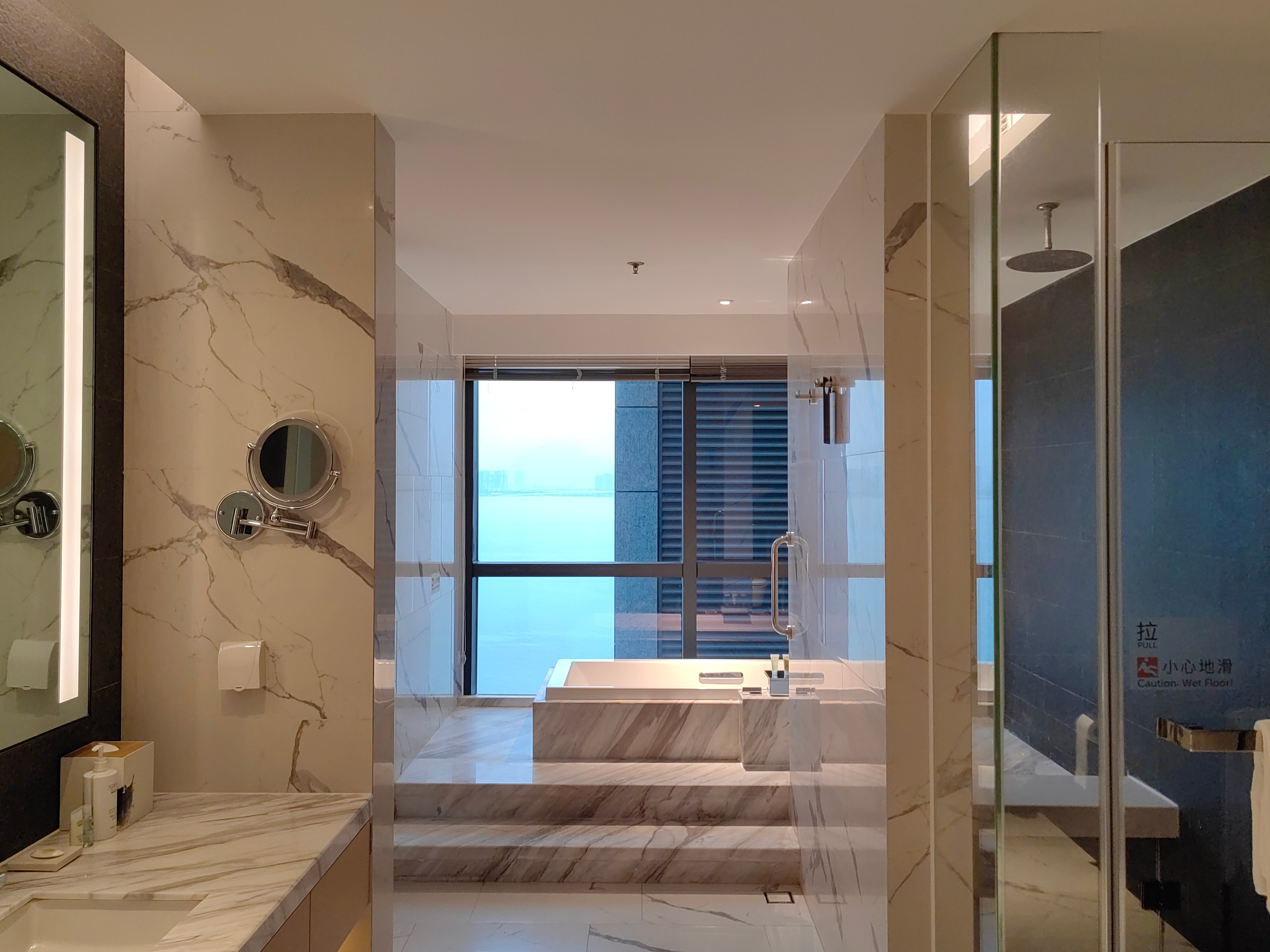 ȷܵĩ˵ɲ@Courtyard by Marriott Xiamen