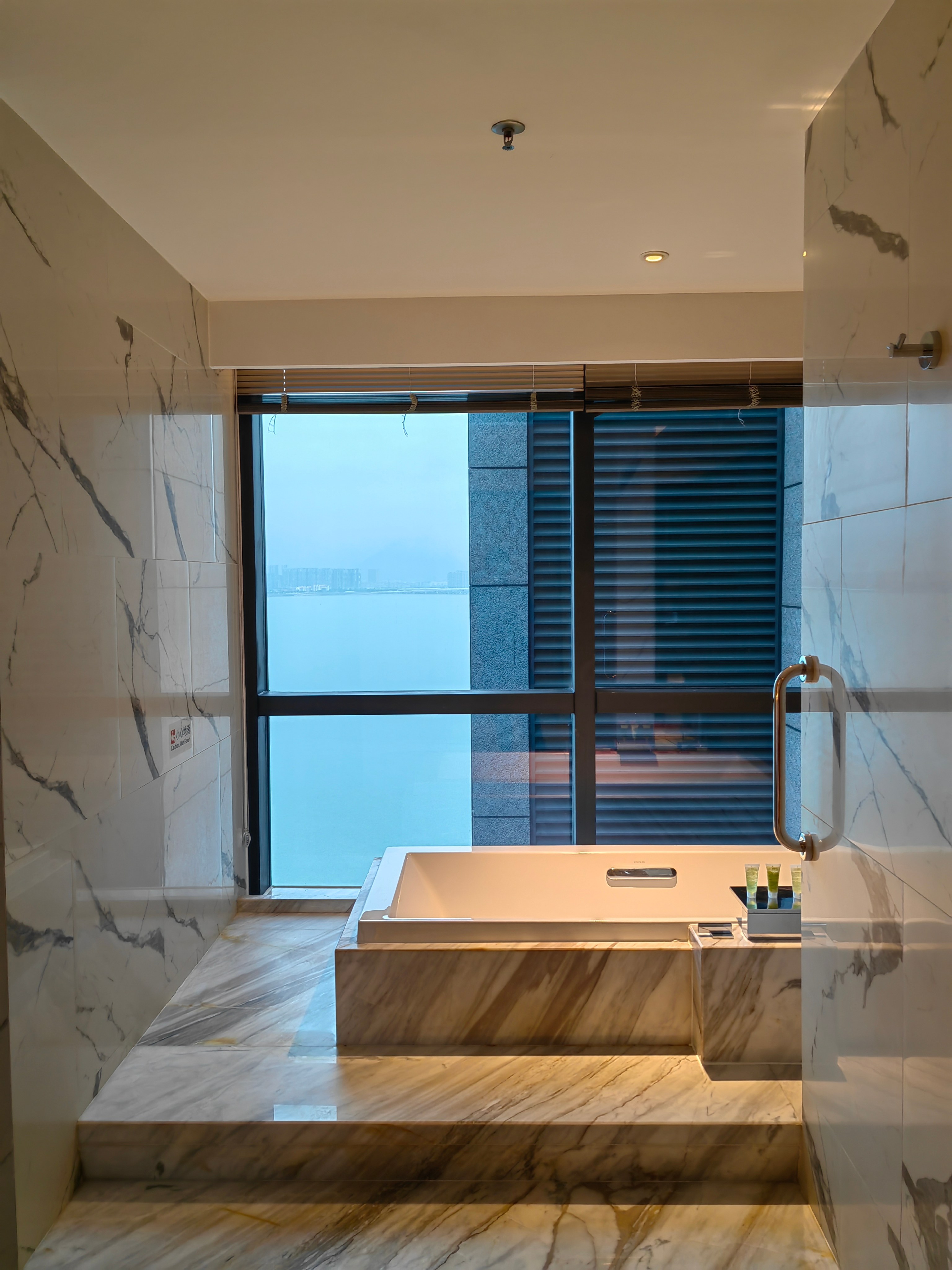 ȷܵĩ˵ɲ@Courtyard by Marriott Xiamen