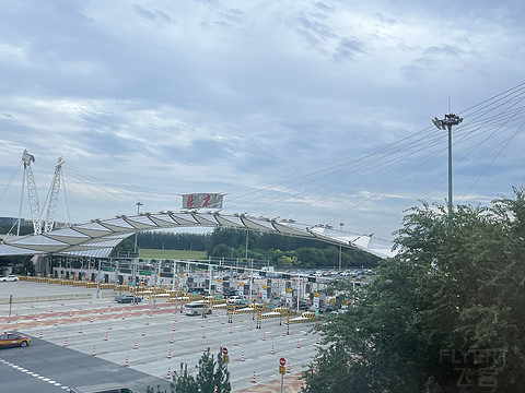 进近航路饱览山城CA1435北京首都-重庆江北，躺飞闪击重庆之旅