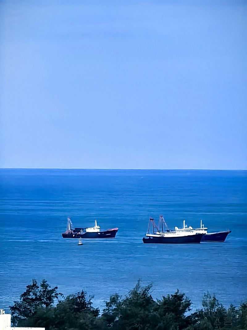 140136CvPonXipqAi8xIu2.jpg