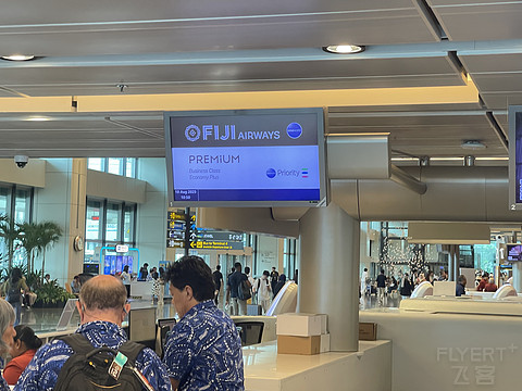 南太平洋珠玉新秀 ｜ 斐济航空新加坡-楠迪-洛杉矶Repo