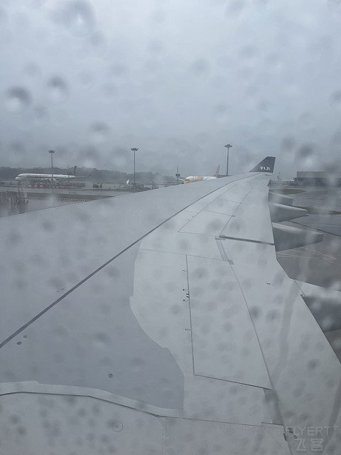 南太平洋珠玉新秀 ｜ 斐济航空新加坡-楠迪-洛杉矶Repo