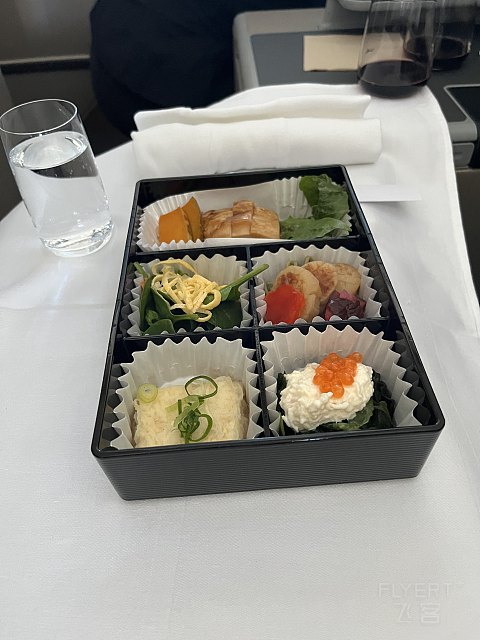 澳洲航空 悉尼-东京 A330商务舱体验