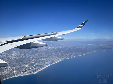 南太平洋珠玉新秀 ｜ 斐济航空新加坡-楠迪-洛杉矶Repo