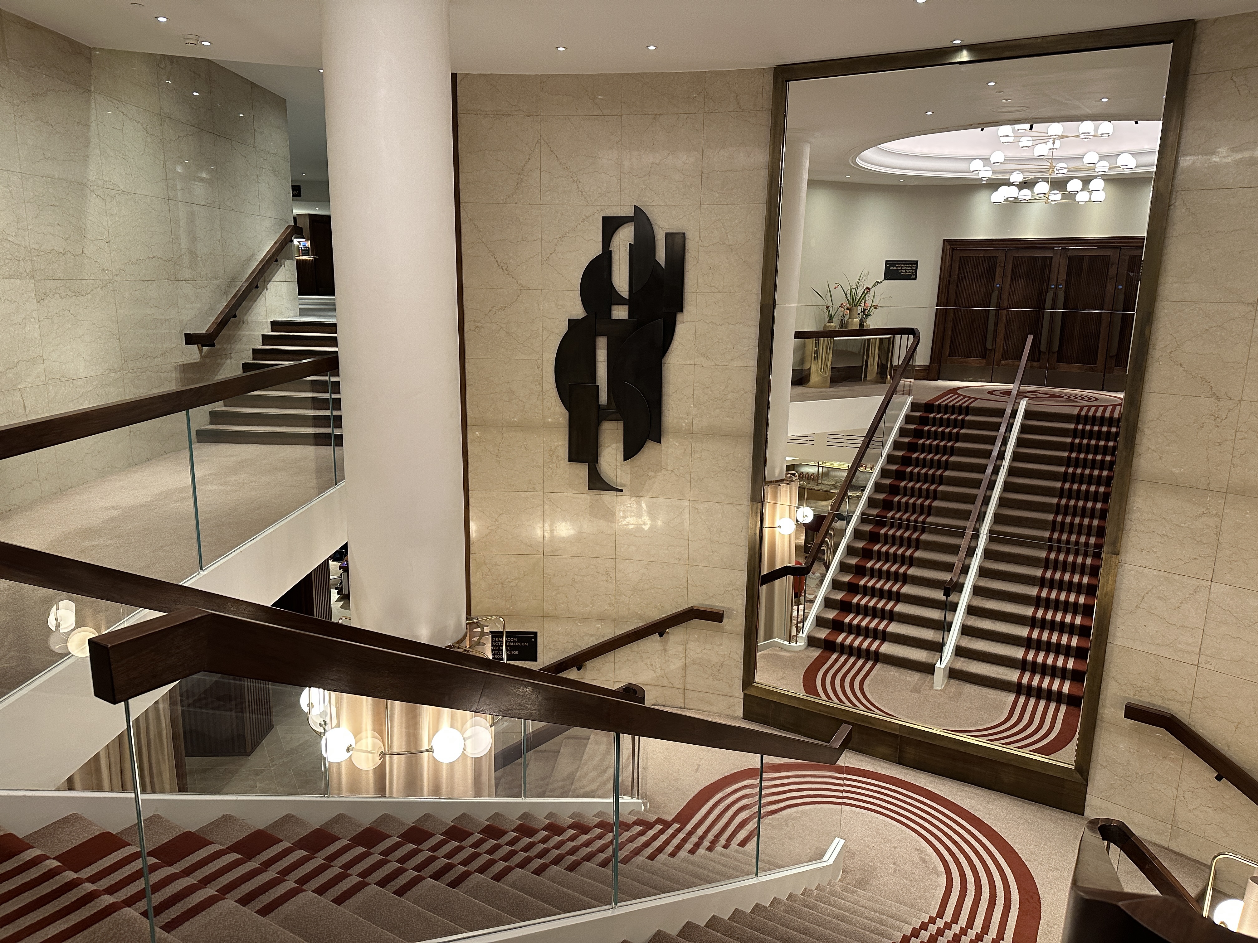 Ӣ׶ع԰ϣס London Hilton on Park Lane