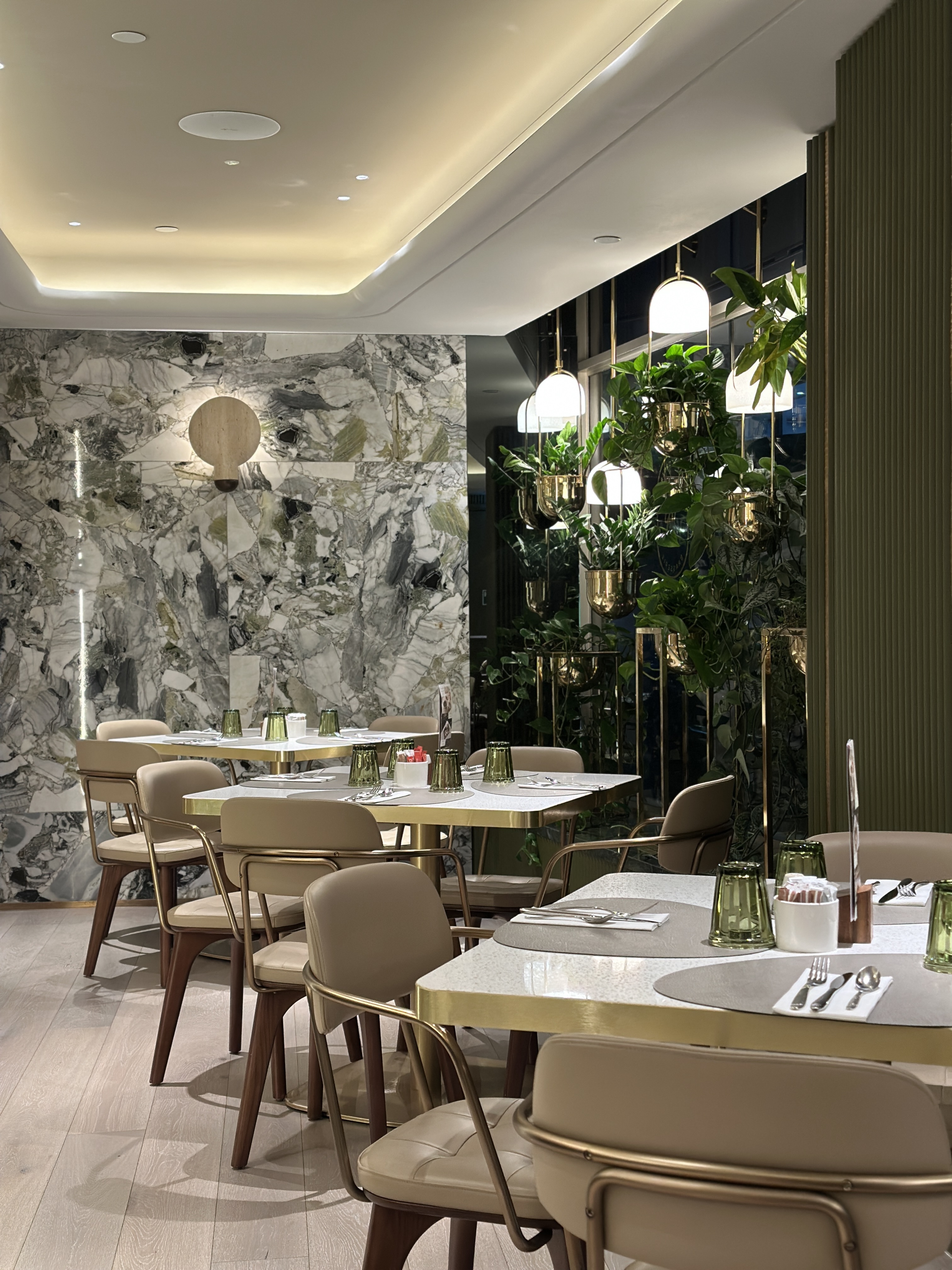 Ӣ׶ع԰ϣס London Hilton on Park Lane