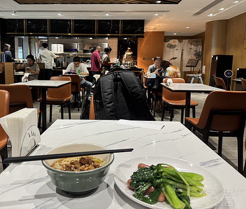 风中的耐冬花|青岛航空香港线QW9895飞行体验