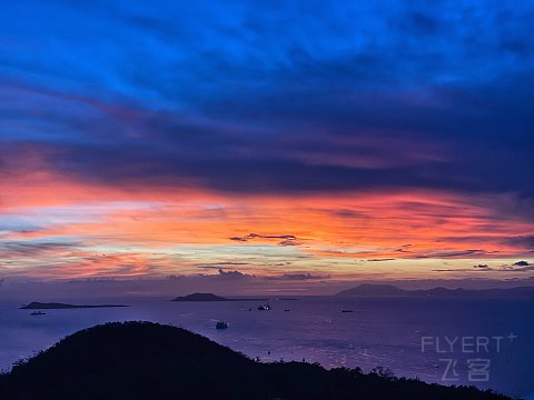 初代花园品牌旗舰｜三亚希尔顿花园酒店