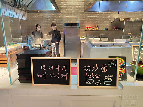 武汉泛海费尔蒙酒店【丝佰趣】东南亚主题美食节自助晚餐体验