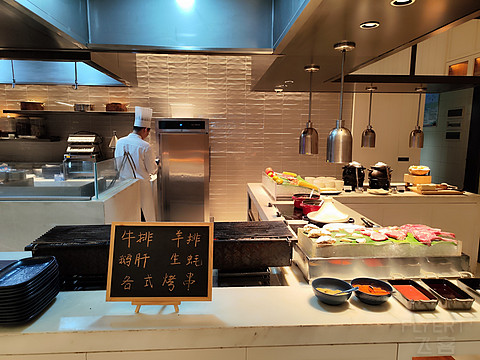 武汉泛海费尔蒙酒店【丝佰趣】东南亚主题美食节自助晚餐体验