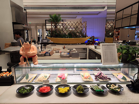 武汉泛海费尔蒙酒店【丝佰趣】东南亚主题美食节自助晚餐体验