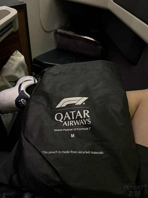 QR817｜Qatar Airways HKG-DOH Business Class｜B77W
