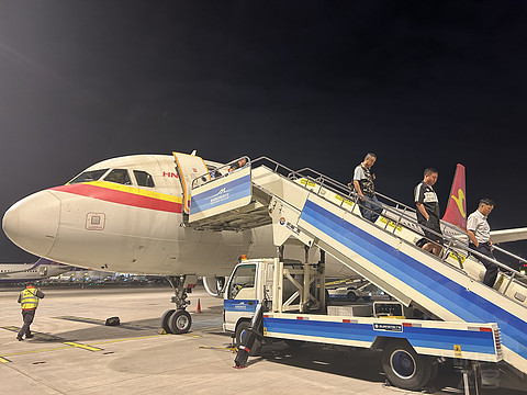 海航飞飞乐666第二期｜GS7564喀什徕宁KHG-乌鲁木齐天山URC