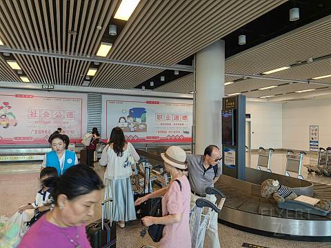 『难得有块好玻璃 | 吾甚悦』上海浦东-营口兰旗HO1051飞行报告