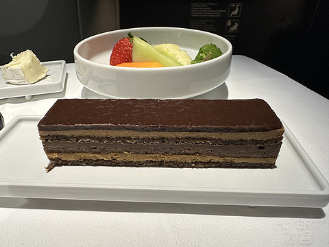 法国航空｜A350 新商务舱｜超宽1A Bulkhead Seat｜HKG-CDG-LHR