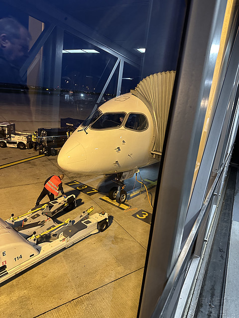 法国航空｜A350 新商务舱｜超宽1A Bulkhead Seat｜HKG-CDG-LHR