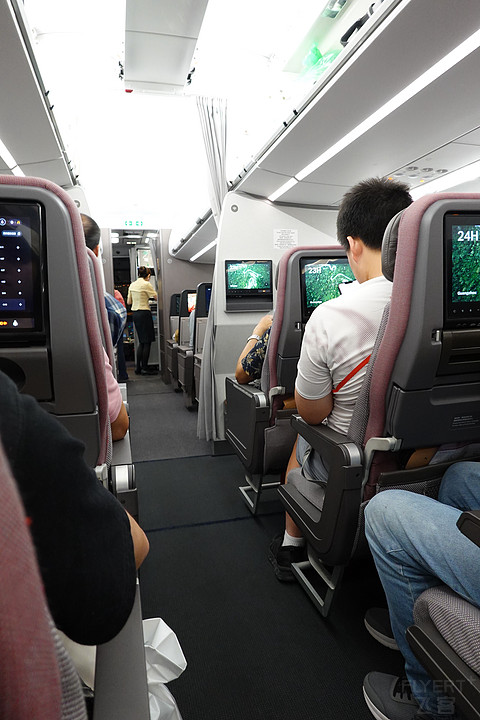 国泰大湾区空中联运—坂进京出四机型经济舱全体验