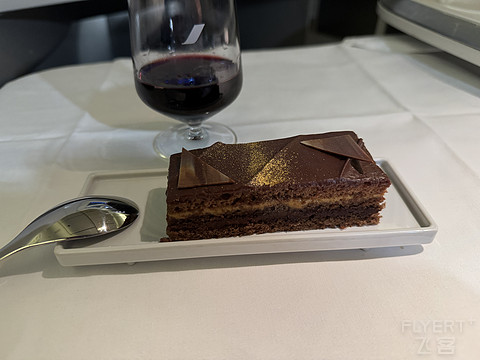 法国航空AF279，🇯🇵羽田-🇫🇷戴高乐商务舱