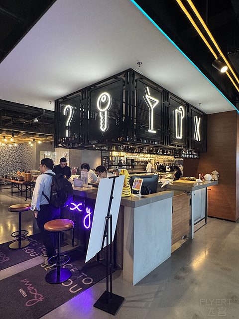 全国最便宜的moxy非西安moxy莫属，总完各种券只要100 多，交通便利吃喝玩乐在其中🤗🏨