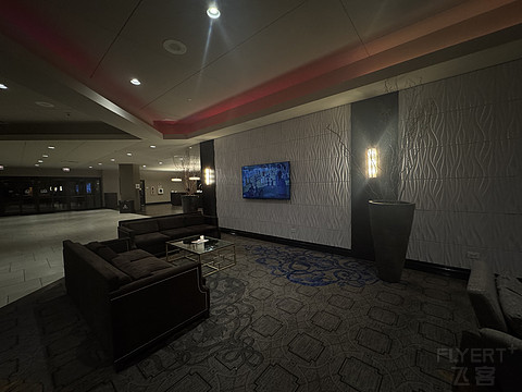 风城周边的静谧小镇 | Sheraton Lisle Naperville 行政房型入住简报