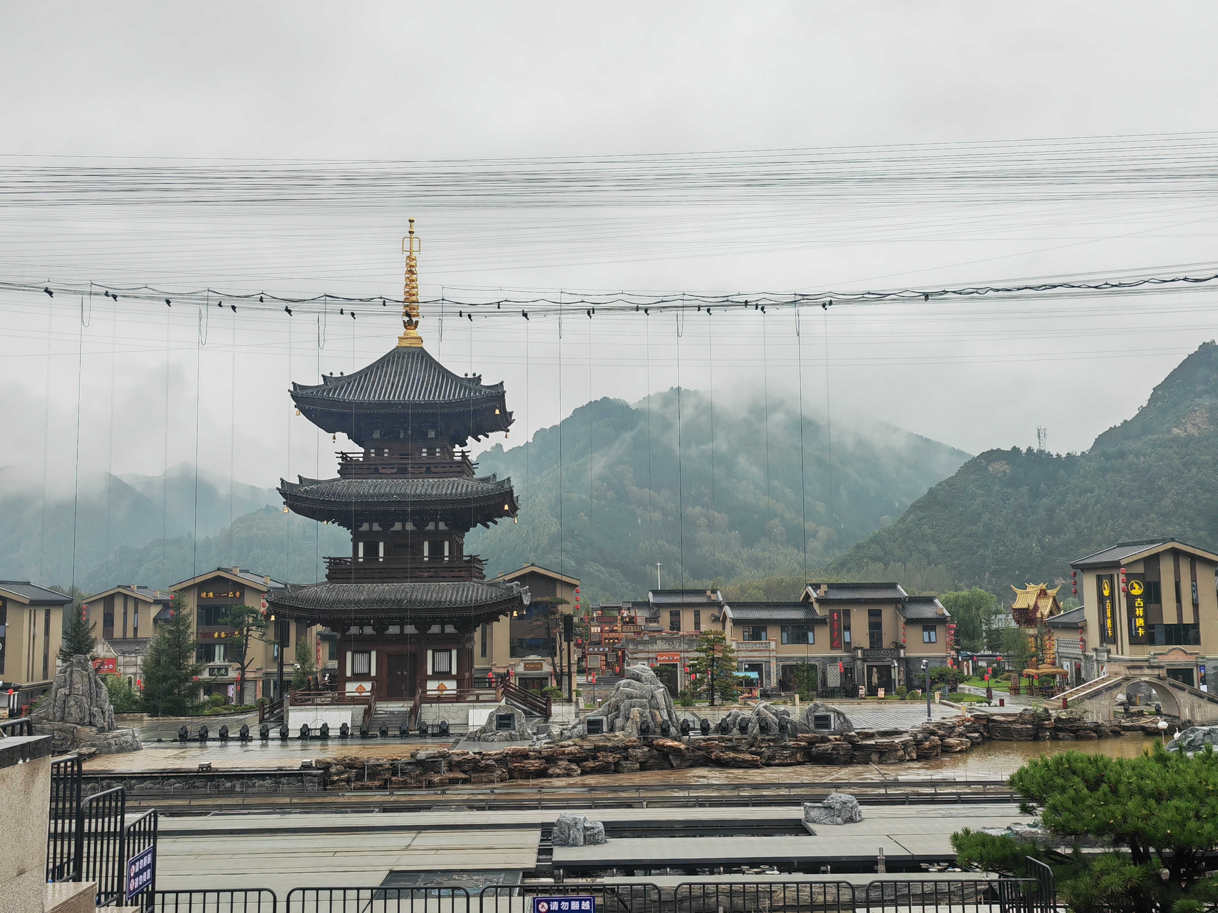 Wutai Mountain Marriott Hotel/̨ɽƵ ׷ס