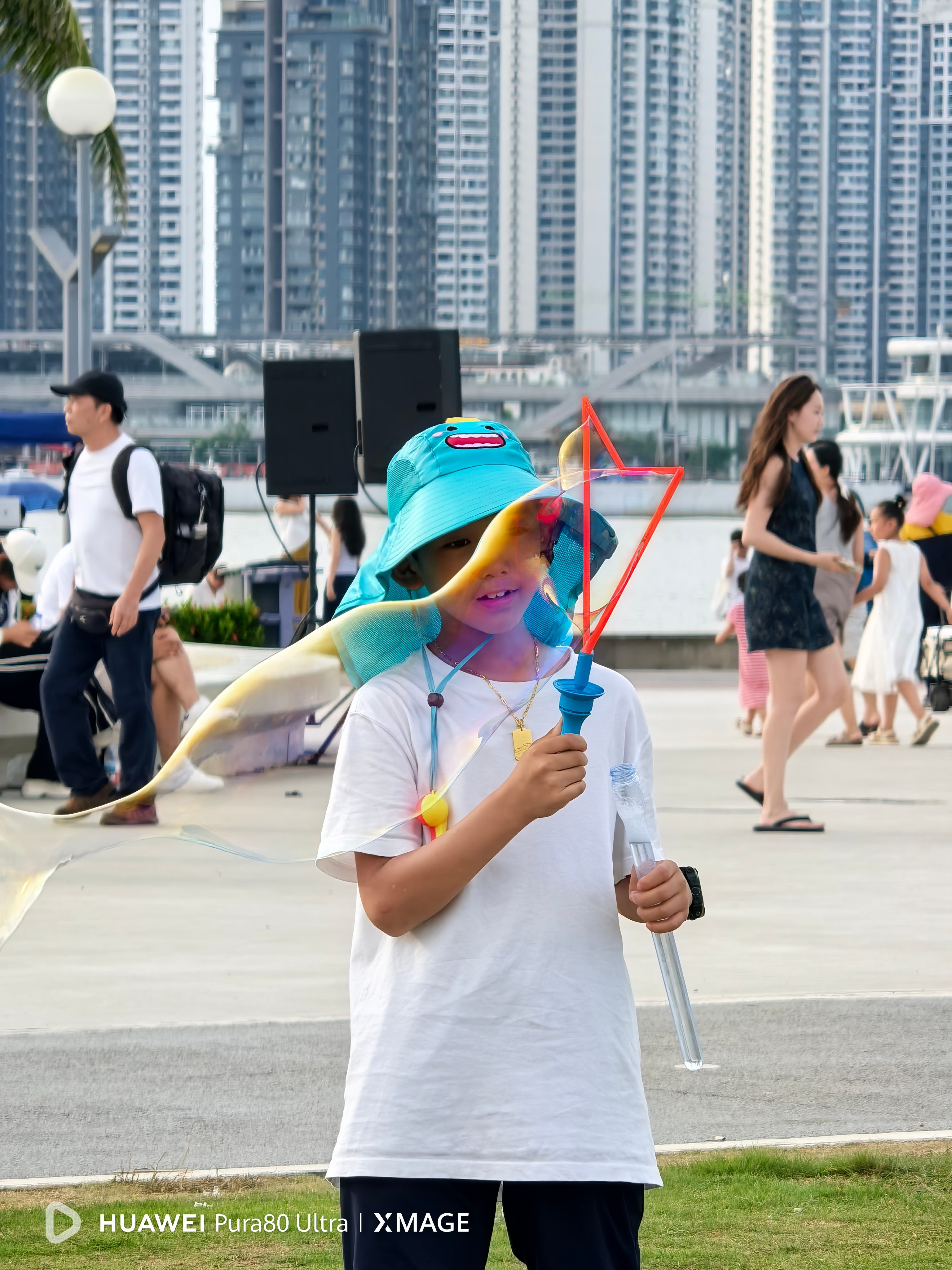 ѡ顢ɳڵĳУµһʼںϣپƵ꣬乫Ԣ׷