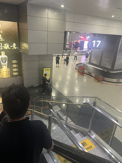 GO WEST “云端两小时，沪蓉双城记” MU5409航班飞行体验