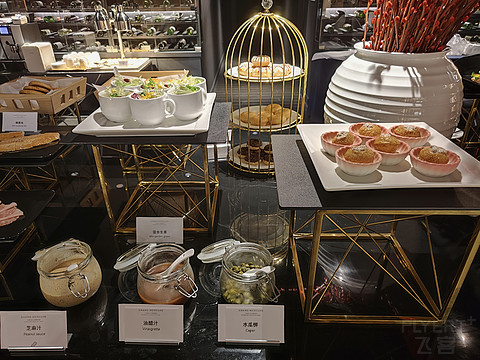 海派回响｜上海证大美爵酒店｜豪华套房