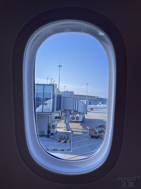 旗舰新机第一天 | 上海航空 | B787-9公务舱 | PVG-CKG | B-220G 飞行报告