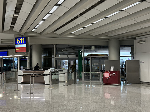 首乘南航长途航线｜伦敦希思罗-北京大兴-香港｜A359经济舱往返体验
