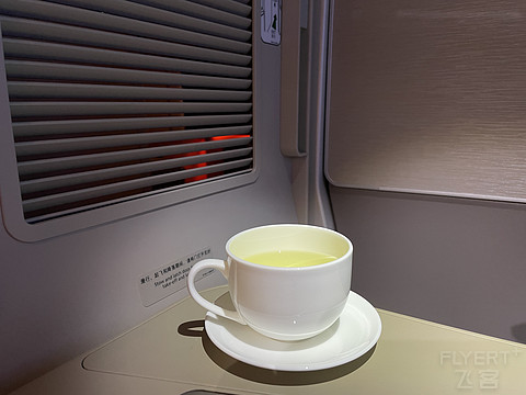 旗舰新机第一天 | 上海航空 | B787-9公务舱 | PVG-CKG | B-220G 飞行报告