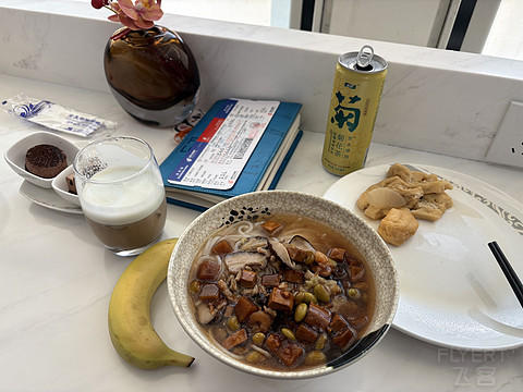1100元的国航浦东沈阳往返P舱之旅-浦东休息室的面挡终于修好了[by上海小医生]