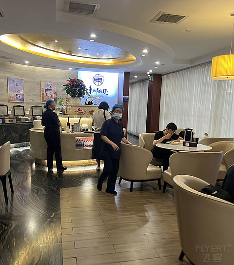 “极速担担面”之成都双流机场T2东航贵宾室体验