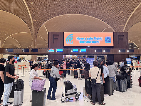 金边新机场全新起航首日体验—国航德崇机场首班CA746金边德崇-北京首都