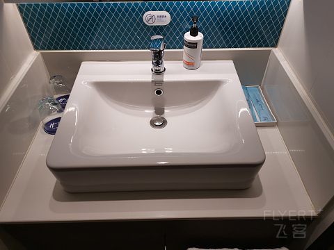 每根烟囱都是大地的肺叶 @Holiday Inn Express Harbin Songbei