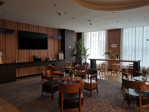 每根烟囱都是大地的肺叶 @Holiday Inn Express Harbin Songbei