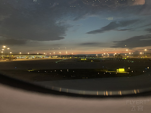 旗舰新机第一天 | 上海航空 | B787-9公务舱 | PVG-CKG | B-220G 飞行报告