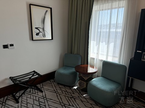 巴库商业酒店The Merchant Baku Hotel，豪华双床房体验