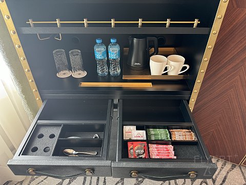 巴库商业酒店The Merchant Baku Hotel，豪华双床房体验