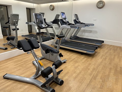 巴库商业酒店The Merchant Baku Hotel，豪华双床房体验