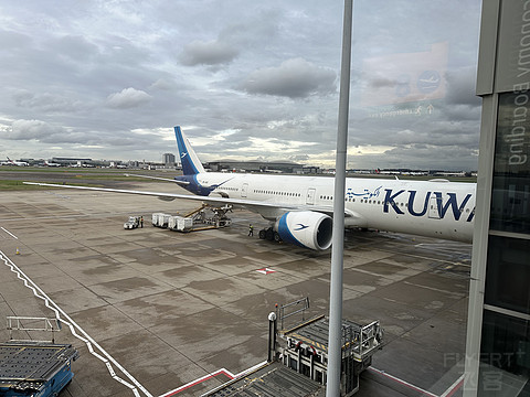 阿姆斯特丹之旅｜荷兰皇家航空 KLM｜LHR-AMS 往返体验｜解锁新机型E295